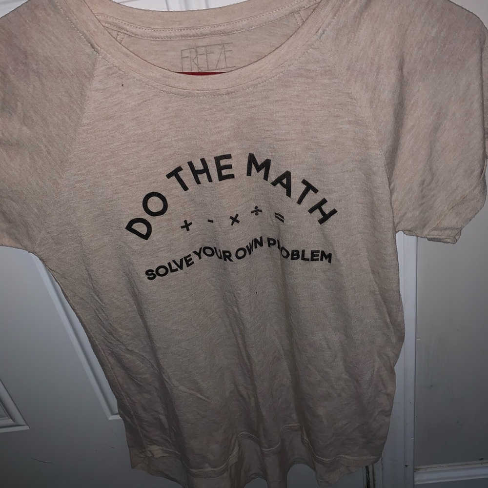 Comfortable, funny short sleeve tee!